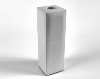 Minimalistische Vase aus Beton | Eckige Designer Vase für Trockenblumen und frische Blumen