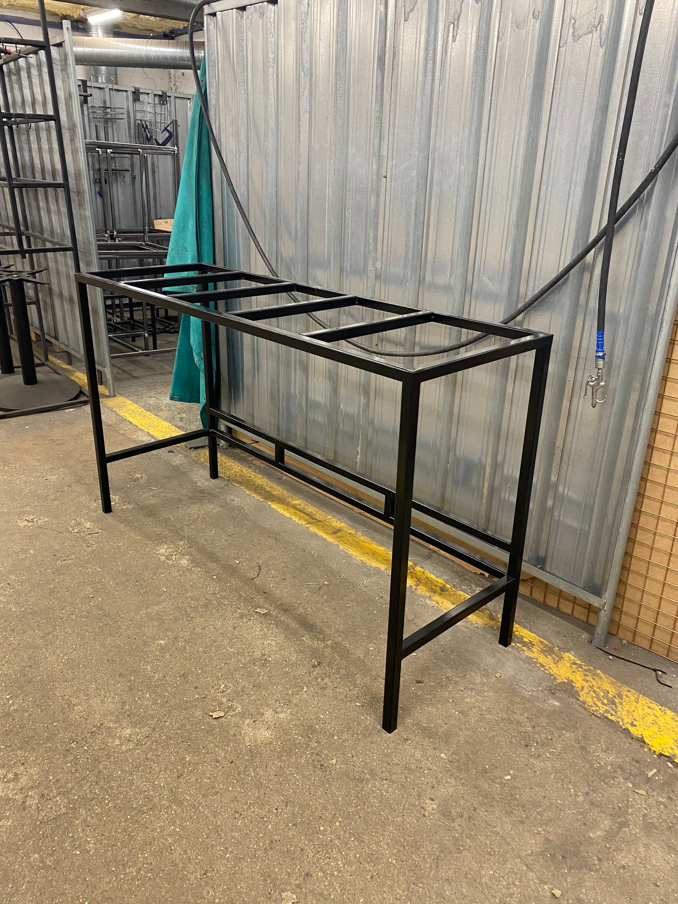 Industrial Metal Breakfast Bar Frame Suitable for Wood marble