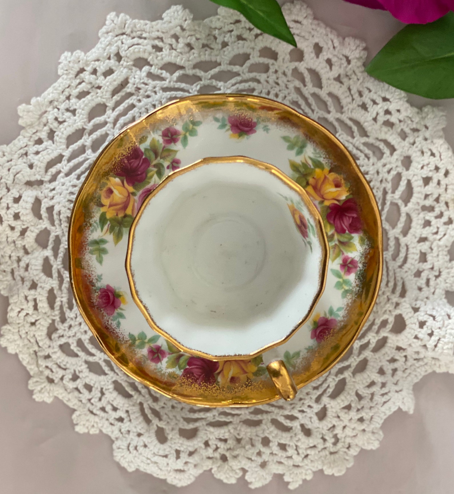 Elizabethan Fine Bone China England Cabbage Roses 3 Colors Etsy