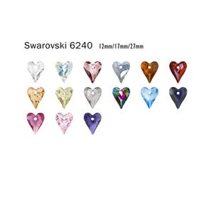 Op de afbeelding: Assortiment van Swarovski 6240 kristallen hart hangers in verschillende kleuren en maten, waaronder 12 mm, 17 mm en 27 mm.