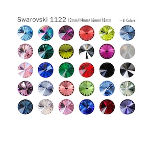 Può includere: Assortimento di strass di cristallo Swarovski 1122 in vari colori, tra cui blu, verde, rosso, rosa e trasparente. Gli strass sono disponibili nelle dimensioni 12 mm, 14 mm, 16 mm e 18 mm.