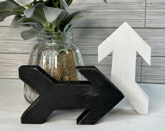 Distressed Farmhouse Wood Arrow: Tier Tray Decor