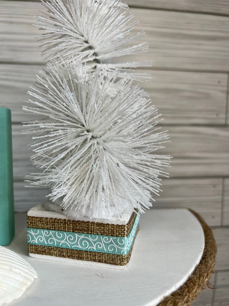Coastal Christmas Tiered Tray Decor: Beachy Seas and Greetings Sign image 8