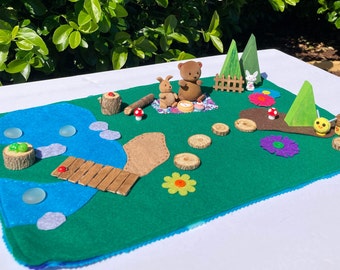 Felt woodland play mat, Bear and bunny picnic play set, felt playscape, Waldorf inspired small world, forest play kit, child gift