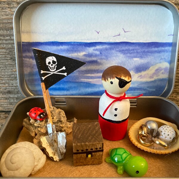 Altoid tin Pirate play set, pirate fun, mini imaginative play, peg doll pirate