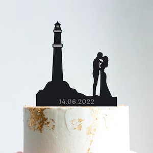 Topper per torta nuziale con coppia di sposi a forma di faro, topper per torta nuziale a forma di faro sulla costa, topper per torta nuziale a tema oceano, topper per torta sposa sposo, b103
