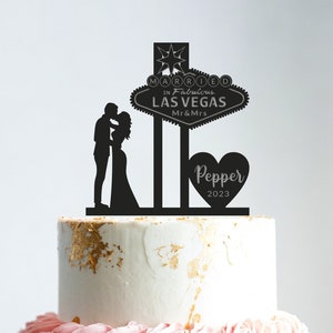 Las vegas wedding cake topper,vegas wedding cake topper,married in las vegas topper,casino cake topper wedding,bride and groom topper,b387