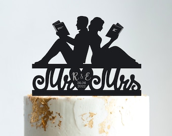 Bookworm wedding cake topper,book cake topper wedding,literary wedding cake topper,comic book wedding topper,book theme wedding topper,B284