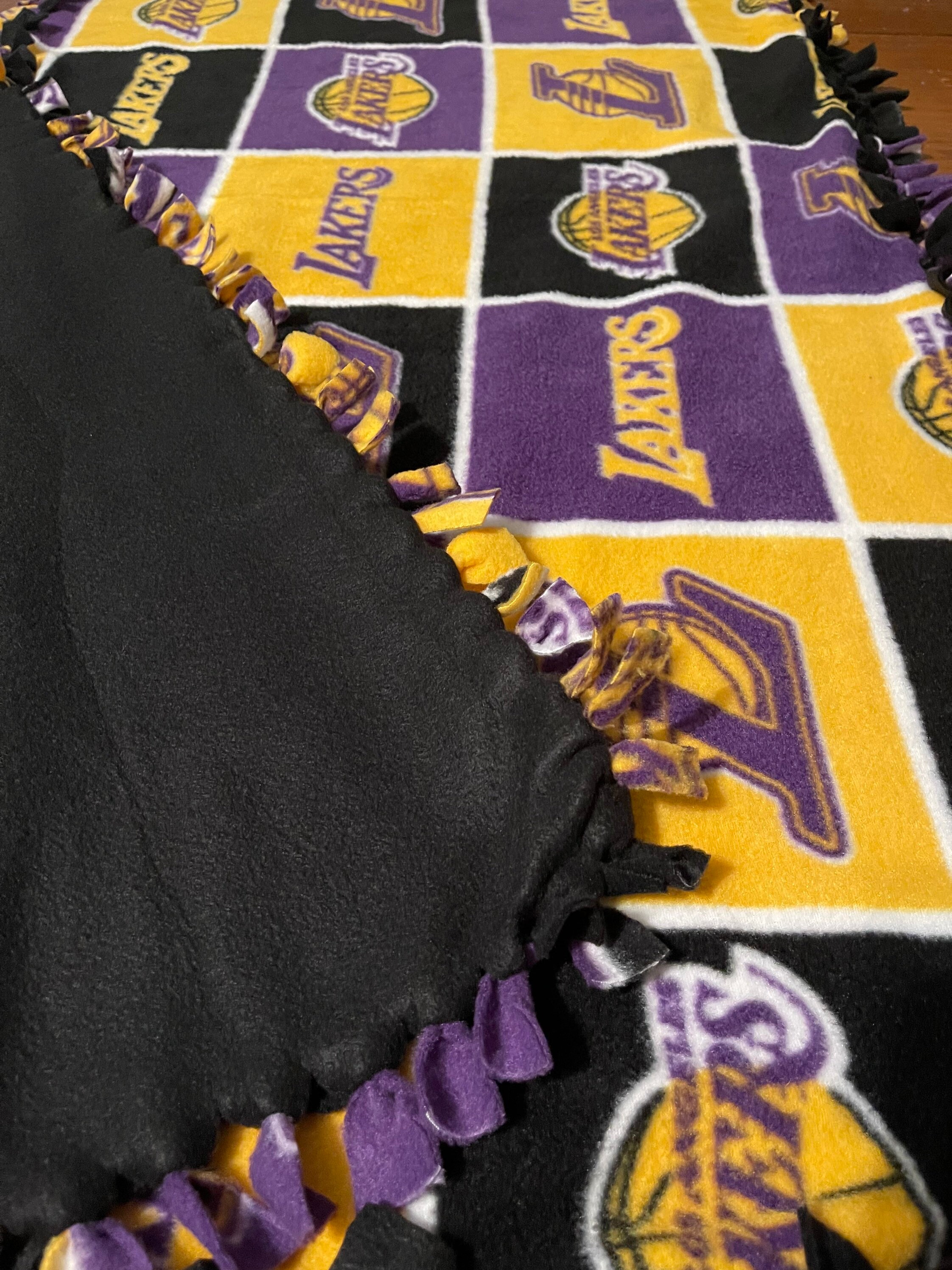 Los Angeles Lakers Fleece Newborn Infant Baby Receiving Blanket & Hat  Gift Set