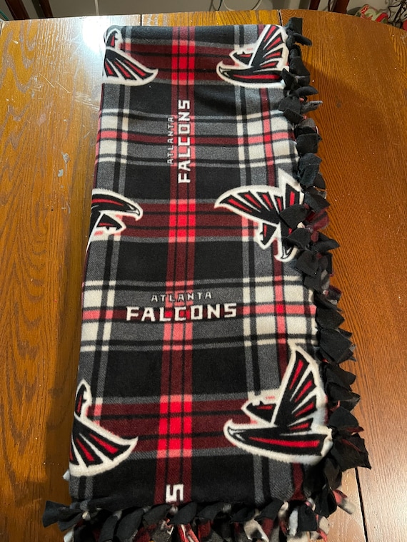 Atlanta Braves XL HandTied Fleece Throw Blanket