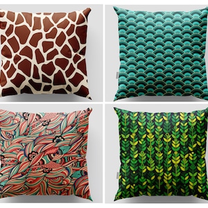 Pattern Pillow Cover|Giraffe Pillow Cover|Decorative Throw Pillow|Housewarming Gift|Xmas Home Decor|Pillow for Sofa|Couch Pillow Cover