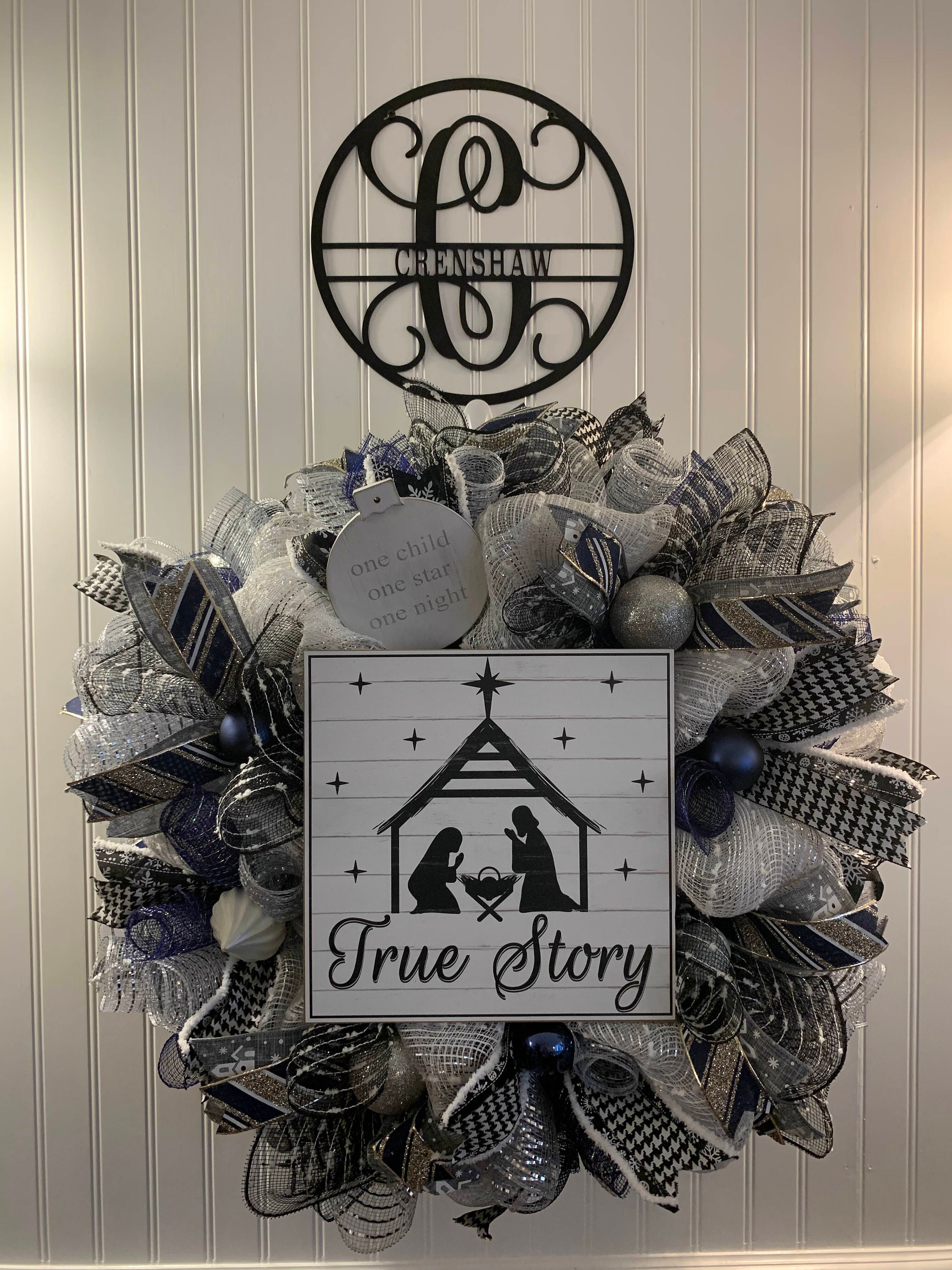 nativity wreath