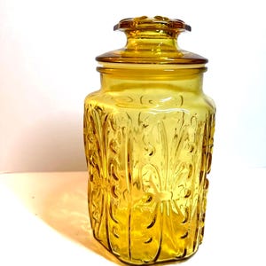 LE Smith Imperial Amber Glass Jar Atterbury Scrolls with Lid 9&quot;