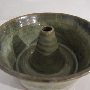 Handmade Stoneware Cake Pan/Gelatin Mold 7&quot; Side to Side