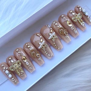Golden Glam press on nails