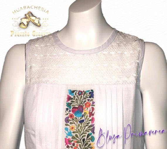 Blusa Primavera Bordado a Mano en Manta Blusa de mujer hecha a mano Artesanal Tradicional Mexicano
