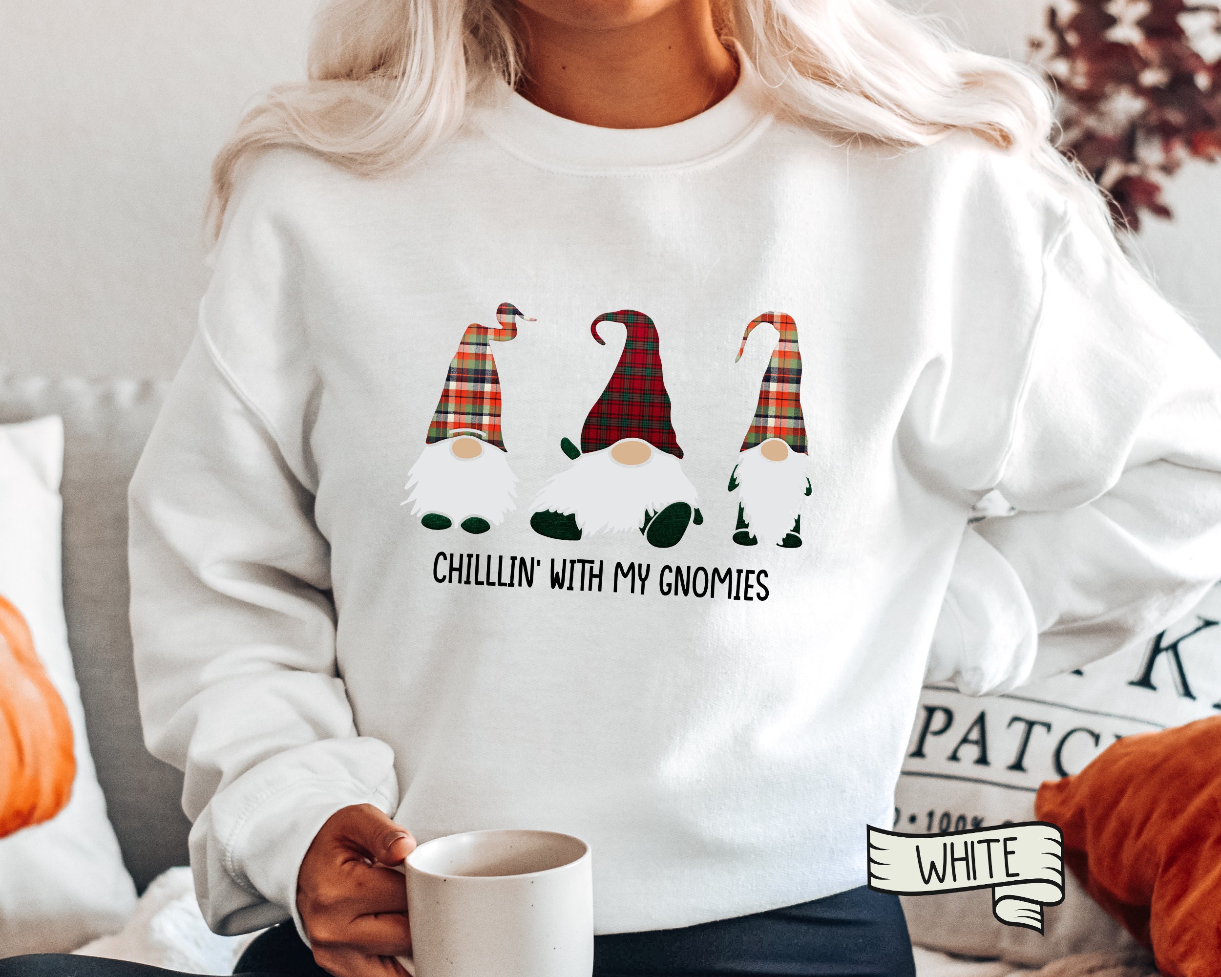 Chillin With My Kindergarten Gnomies Tomte Christmas Teacher T-Shirt Chillin With My Kindergarten Gnomies Tomte Christmas Teacher T-Shirt