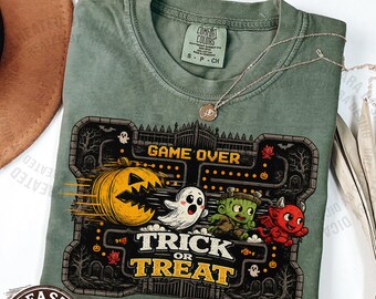Funny Halloween Pumpkin Shirt, Trick Or Treat Retro Halloween Tee, Spooky Season Sweatshirt, Fall Halloween Gift, Stay Spooky Shirt