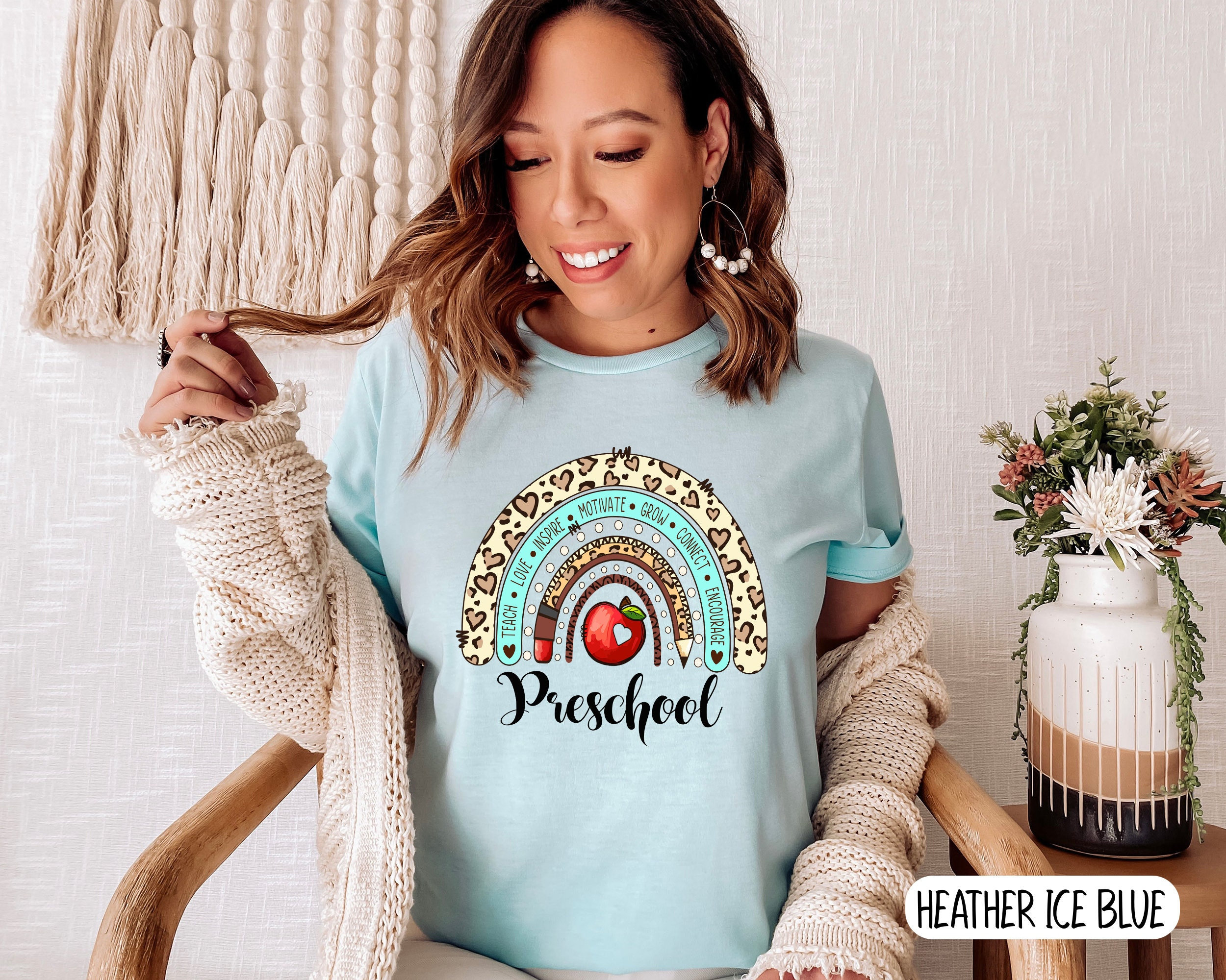 Teacher Shirts For Women Kindergarten Teacher T-Shirt Little Hearts