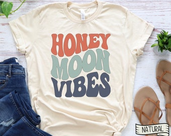 Honey Moonin' Shirt,Honeymoon Shirt,Newlywed Shirt,Gift for Bride, Mrs Shirt,Honeymoon Vacation Shirt,Honeymoon shirt,New Bride Gift