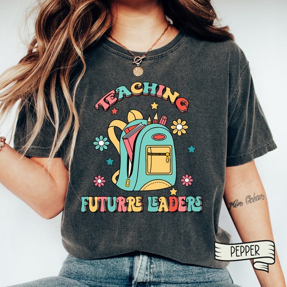 Teacher Shirt. Retro Style T-Shirt For Teachers Teacher Shirt. Retro Style T-Shirt For Teachers