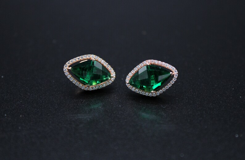 Emerald ear studs in royal rose gold colour art jewellery fashion jewellery Indian jewellery Pakistani jewellery Rose Gold studs