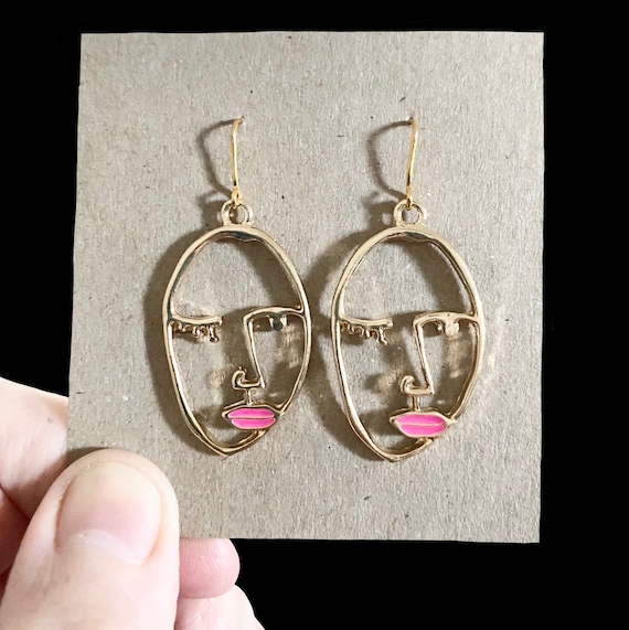 Minimalist face earrings deals