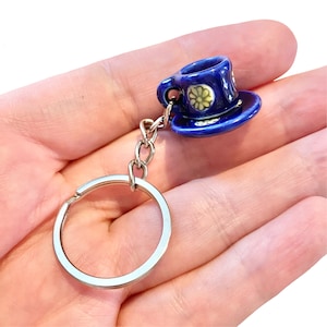 Ceramic Teacup Keychain: Quirky Tea Lover Gift
