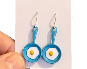 Spiegelei Bratpfanne Ohrringe, Neuheit Emaille Schmuck