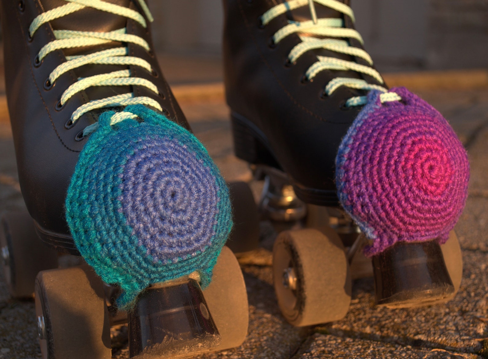 Crochet Roller Skate Toe Caps et Skate Leash Set Handmade Etsy