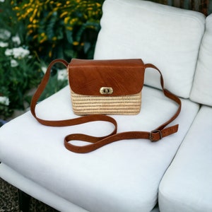 1 Natural Raffia Tote Bag