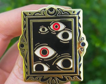 SEKUNDEN | B-GRADE Eldritch Eyes Pin: 5 cm langer vergoldeter Hard Emaille Pin