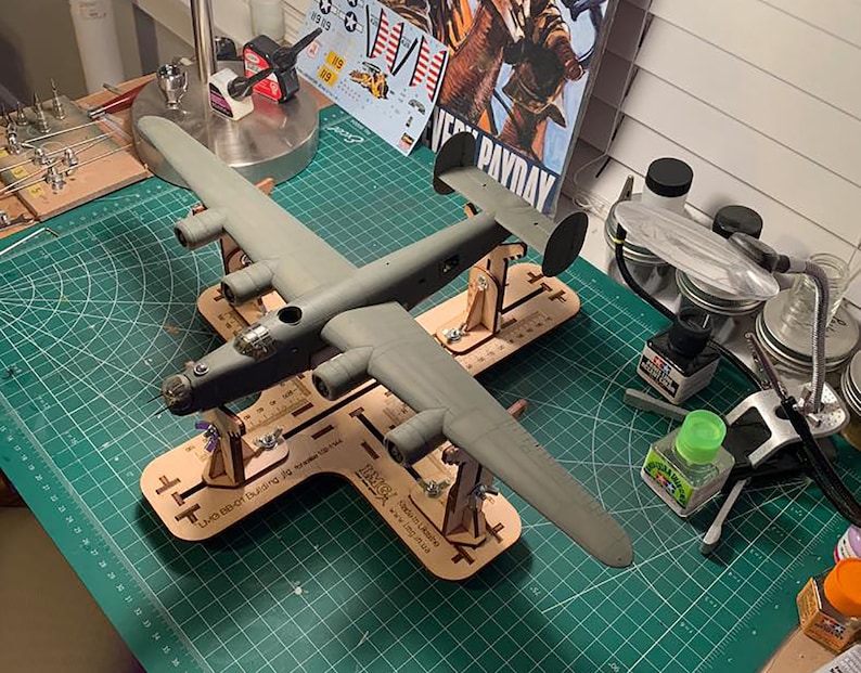 LMG BB01 Wooden Airplane Building Berth for 1/721/481/32 Etsy Canada