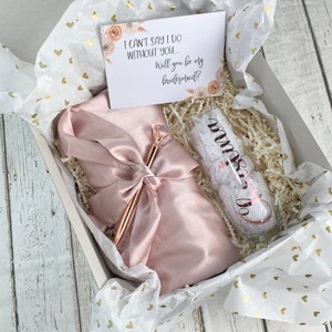 Bridesmaid Proposal Box with Robe, personalized  Bridesmaid box, will you be my bridesmaid, bridesmaid proposal gift box, Bridesmaid robe