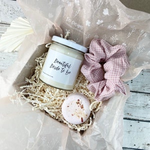 relaxing gift for bride, bridal shower gift box, bride to be gift set,engagement gift set for bride, wedding day gift, gift for bride