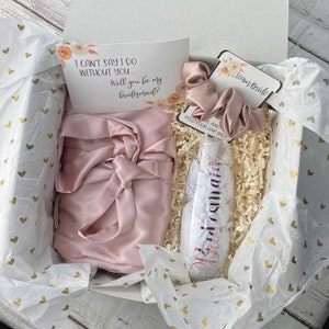 Bridesmaid proposal box, Personalized Bridesmaid robe, will you be my bridesmaid, bridesmaid proposal gift box, Bridesmaid gift box
