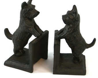 Cast Iron Bookends. A Set of 2 Dogs Playing.