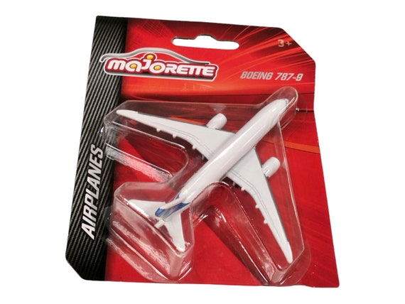 Majorette Airlines Boeing 787 9 Dreamliner Airlines Model Plane
