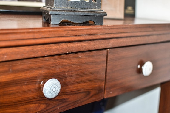 Lange ScReW grau weiß Knopf WEISS Positive marokkanische Keramik Knöpfe, Schrank Kleiderschrank Schublade Griffe Pulls, Knäufe für Schubladen Knauf Schubladenknauf B01