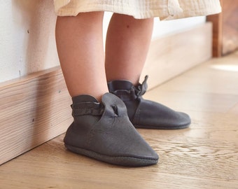 Little Lenni booties pattern - baby shoe pattern, baby booty's pattern, crib shoe pattern, girl boy leather shoe pattern, toddler shoe pdf