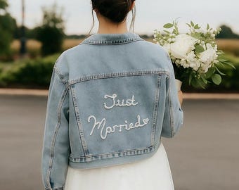 Kurtka dżinsowa Just Married z haftem ręcznym