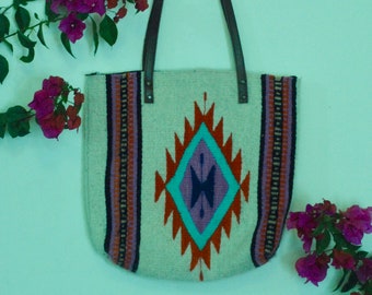 Sac mexicain tissé en blanc et rose