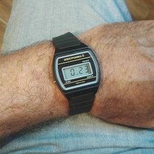 Vintage USSR  Digital Watch Elektronica 5 with bracelet.