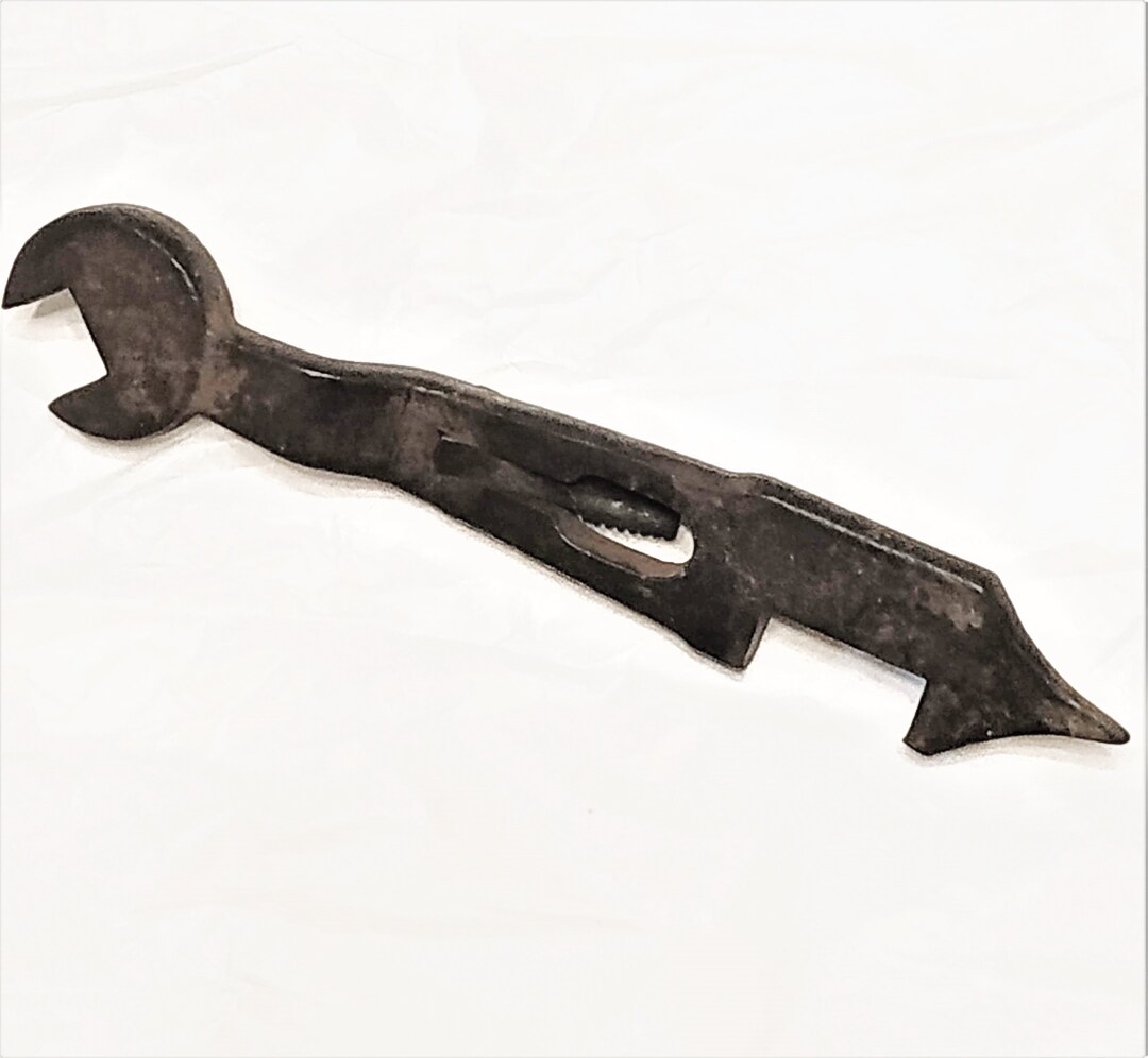 Photo inspiration: Fresh Look at Antique Horseshoe Wrench Rustic Home Decor