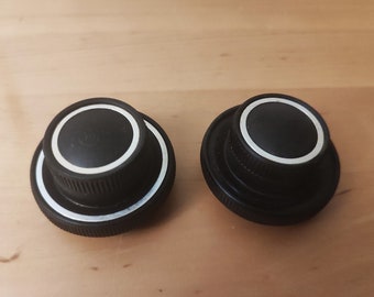 Vintage Pair Bakelite radio knobs.