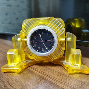 Vintage USSR  table  Tank clock Molnija
