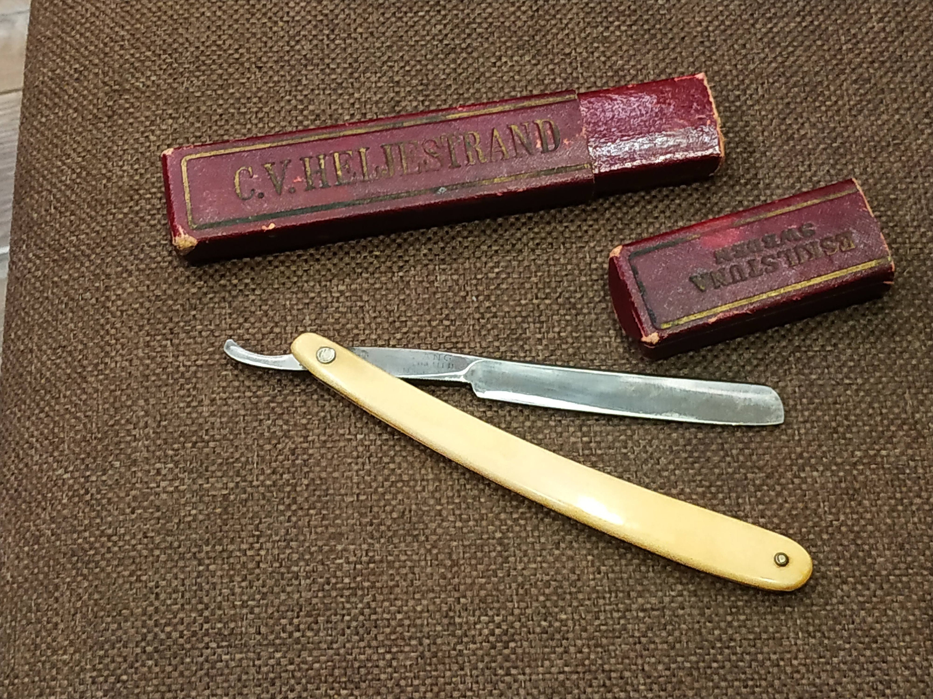 C.V. Heljestrand シェービング Cv heljestrand razor - Etsy 日本