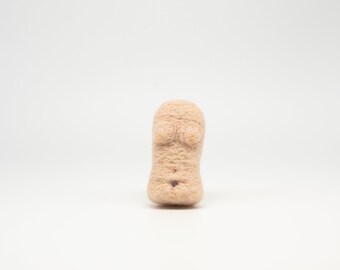 Hand-made Boobs Brooch Female Body Needle Felted Body Brooch Feminine Body Wool Sculpture