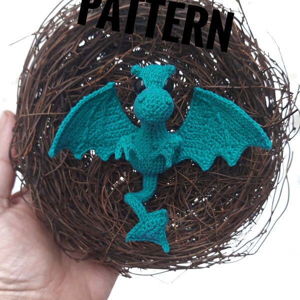 Patrón dragón crochet tutorial en inglés, broche dragón amigurumi