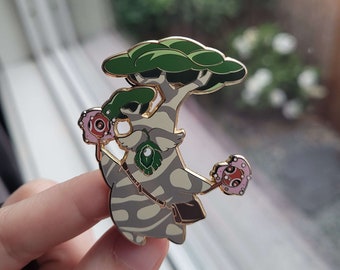 Hetsu Enamel Pin